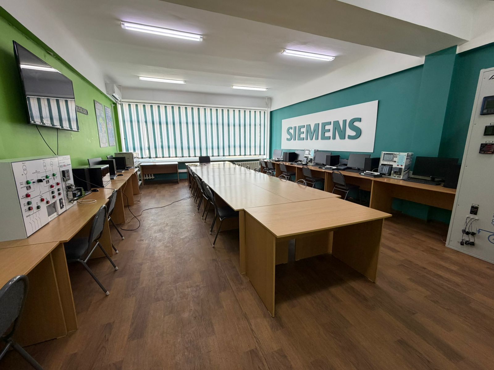 Лаборатория промышленной автоматизации «SIEMENS»