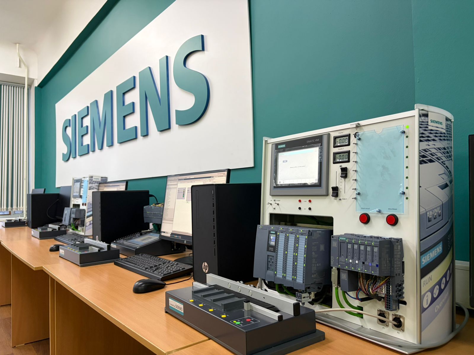 Лаборатория промышленной автоматизации «SIEMENS»